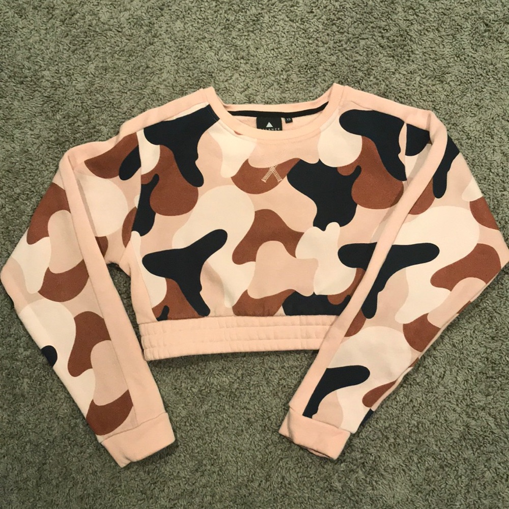Balance Athletica Crop
